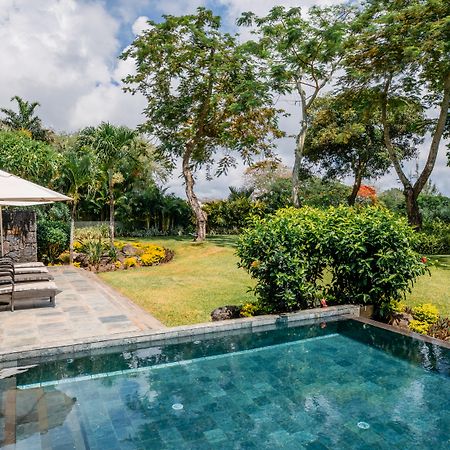 Four Seasons Resort Mauritius At Anahita Beau Champ Exterior photo