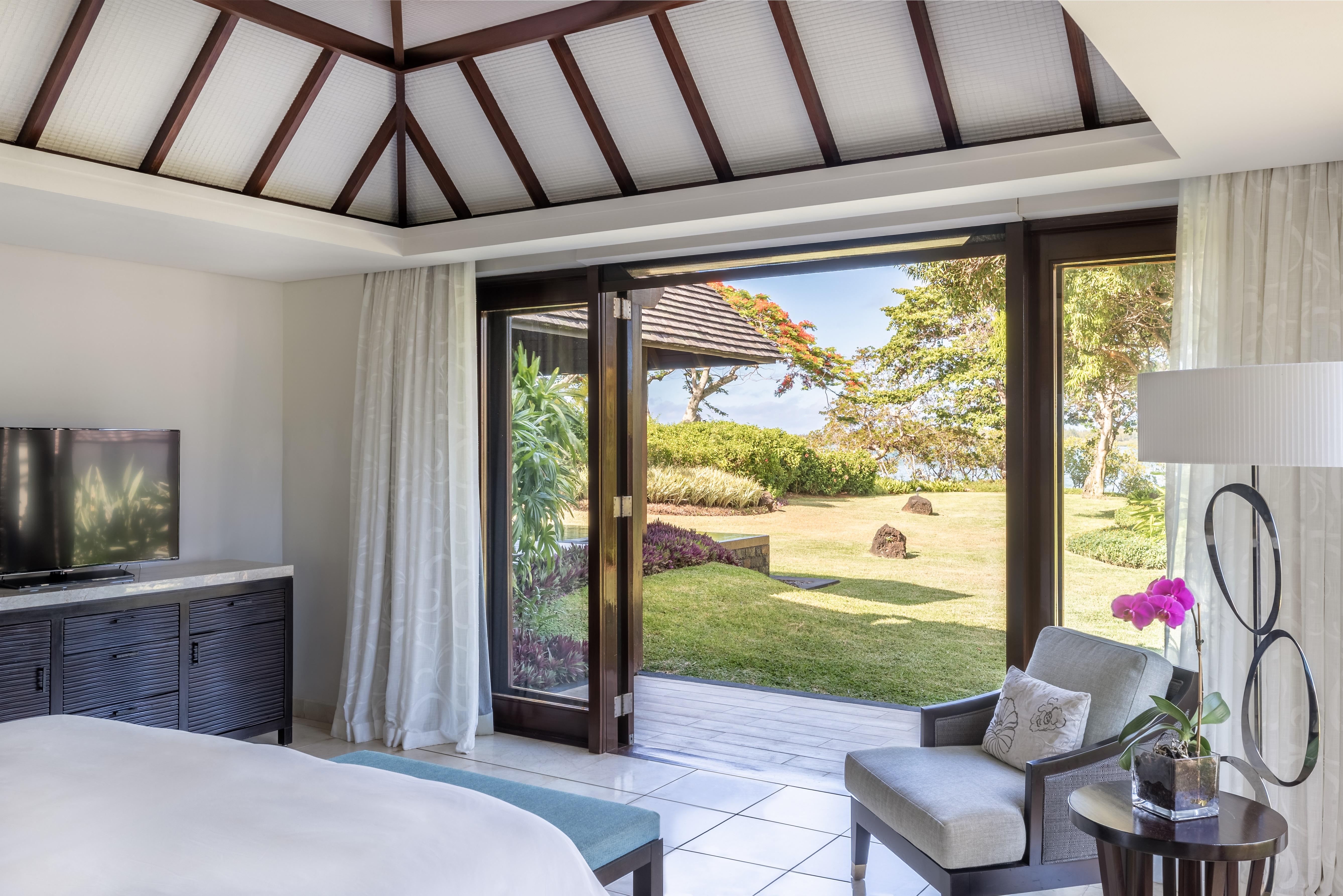 Four Seasons Resort Mauritius At Anahita Beau Champ Exterior photo
