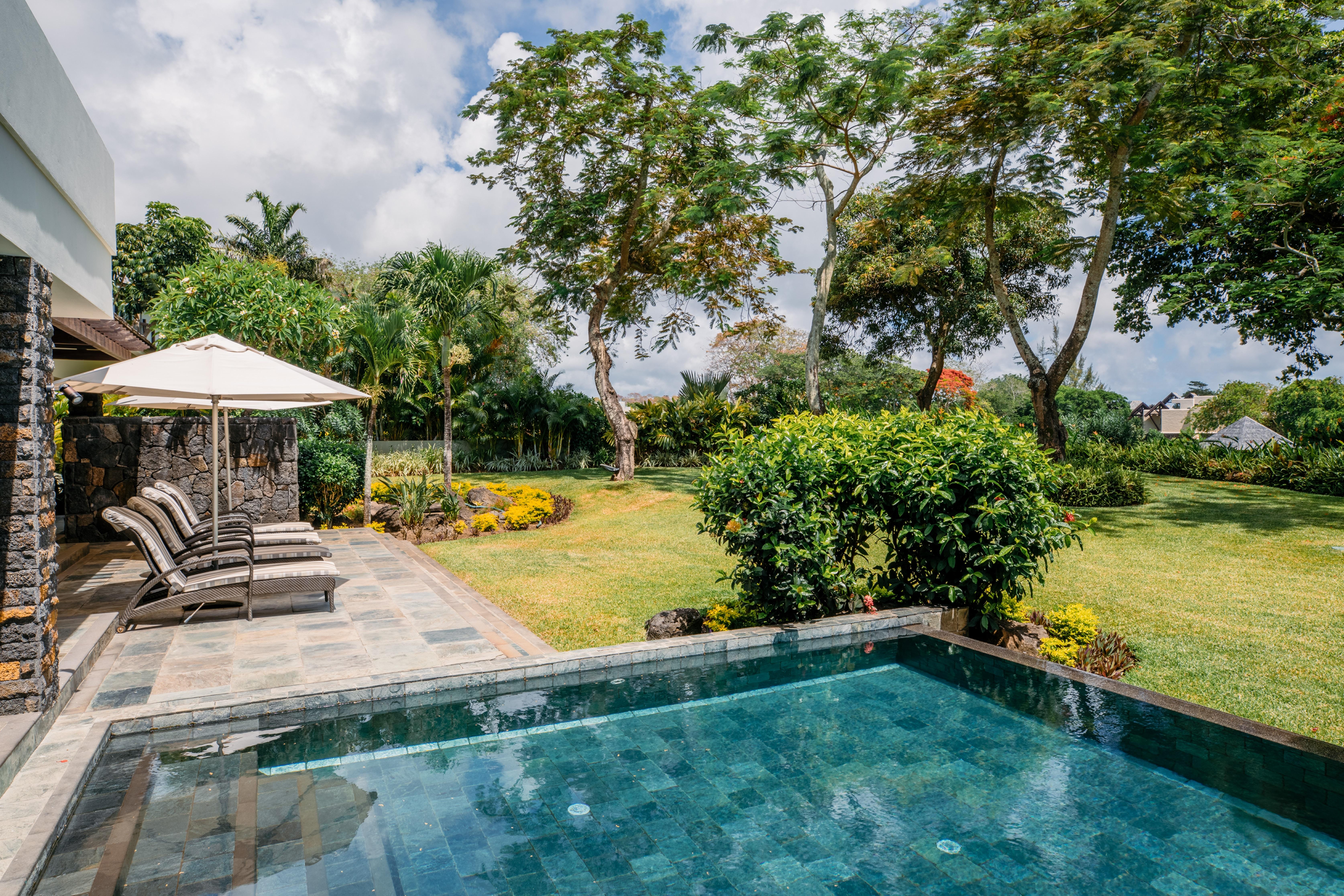Four Seasons Resort Mauritius At Anahita Beau Champ Exterior photo